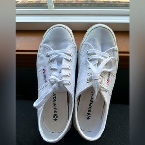 White Superga sneakers size 6 1/5